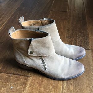 Suede ankle bootie